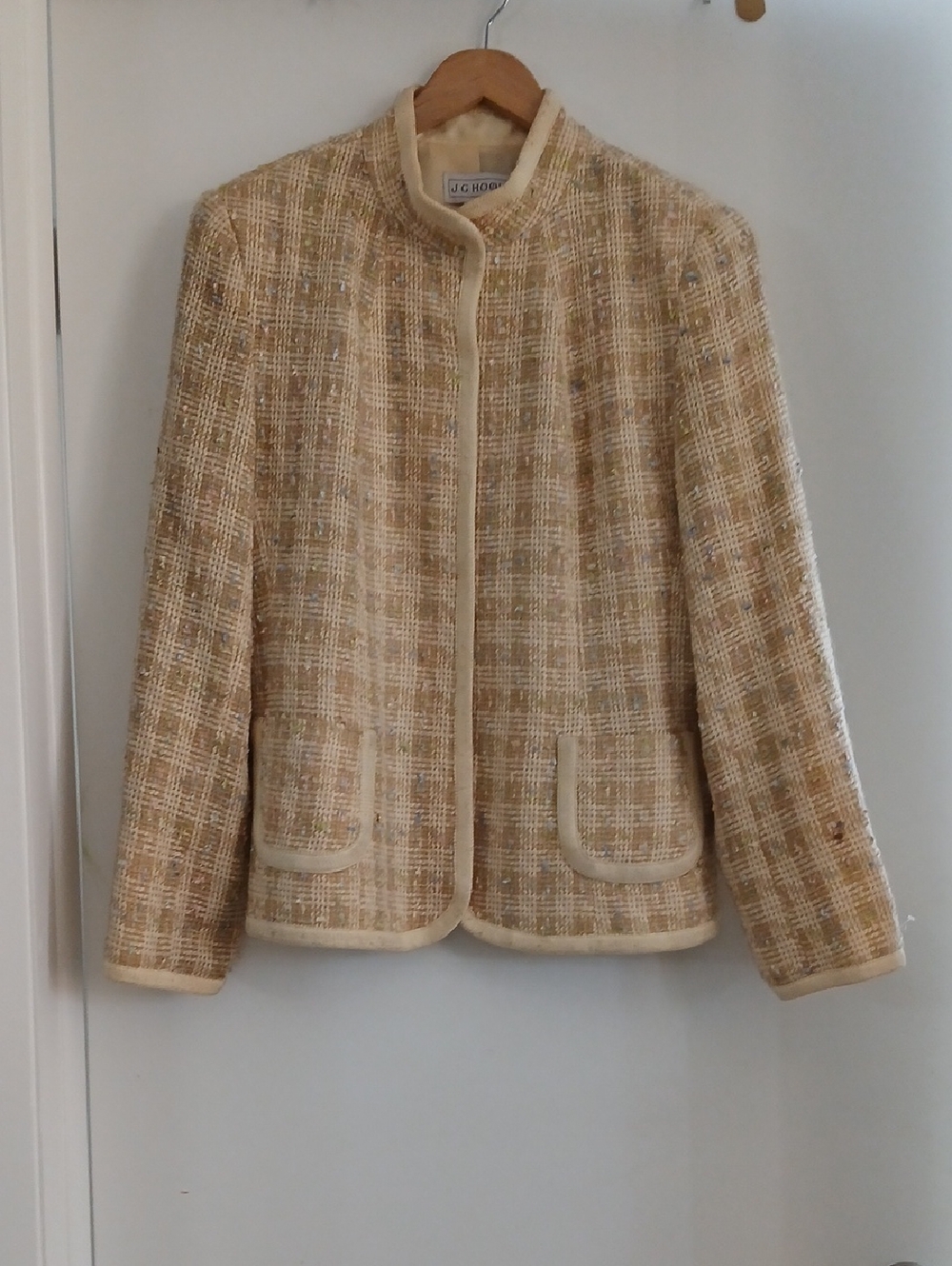 Ivory-Beige Tweed Collarless Jacket by